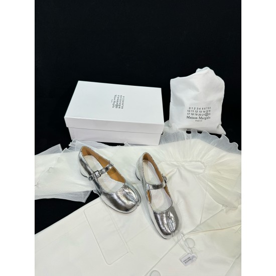 Maison Margiela Tabi Shoes