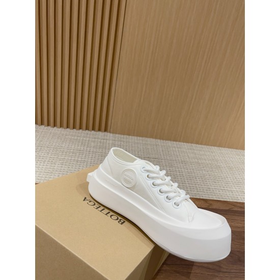 Bottega Veneta Sneakers