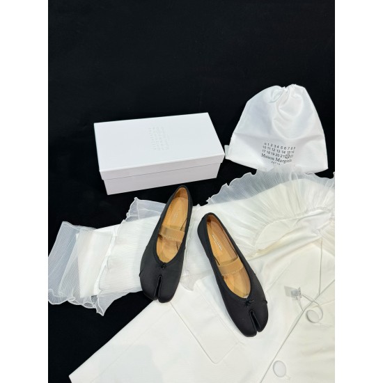 Maison Margiela Tabi Shoes