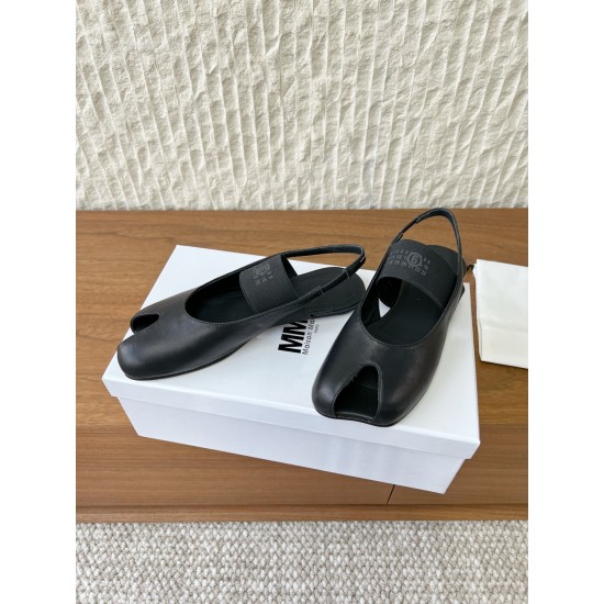 Maison Margiela Tabi Shoes