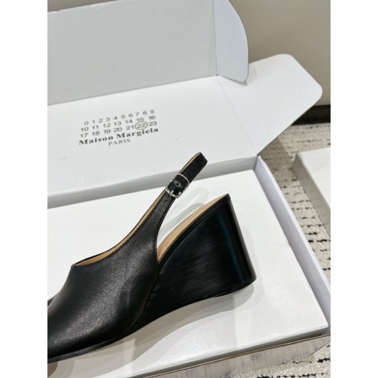 Maison Margiela Tabi Shoes