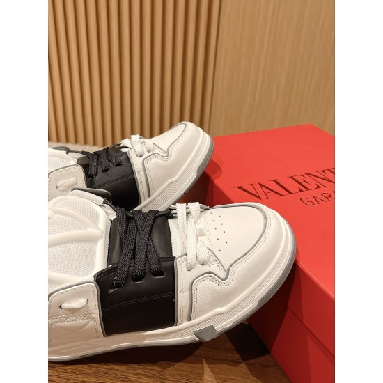Valentino Sneakers