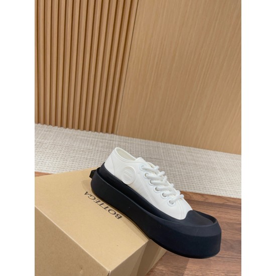 Bottega Veneta Sneakers