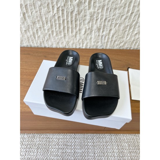 Maison Margiela Tabi Shoes