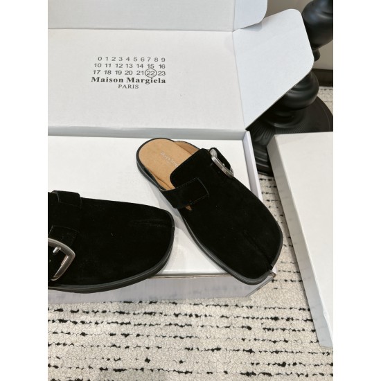 Maison Margiela Tabi Shoes