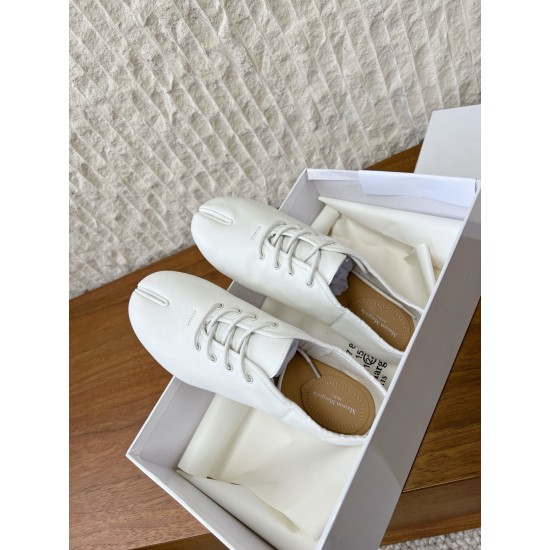 Maison Margiela Tabi Shoes