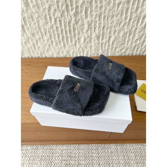 Maison Margiela Tabi Shoes