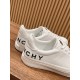 GIVENCHY Sneakers