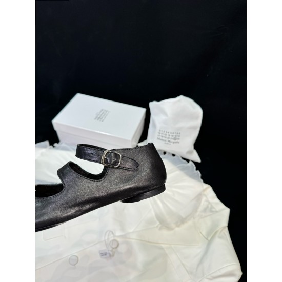 Maison Margiela Tabi Shoes