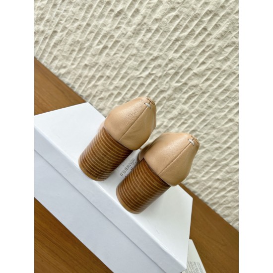 Maison Margiela Tabi Shoes