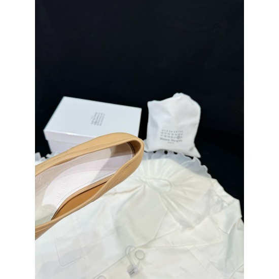 Maison Margiela Tabi Shoes