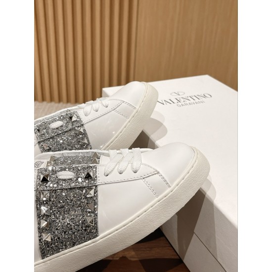 Valentino Sneakers