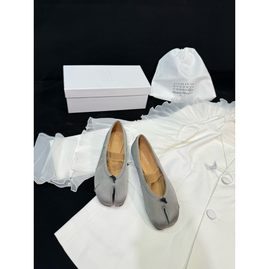 Maison Margiela Tabi Shoes