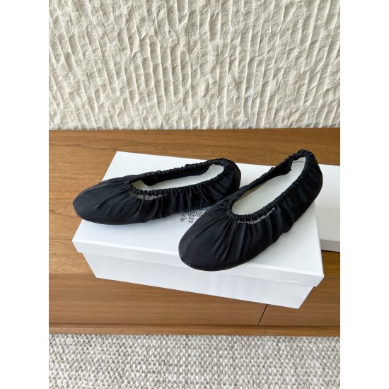 Maison Margiela Tabi Shoes