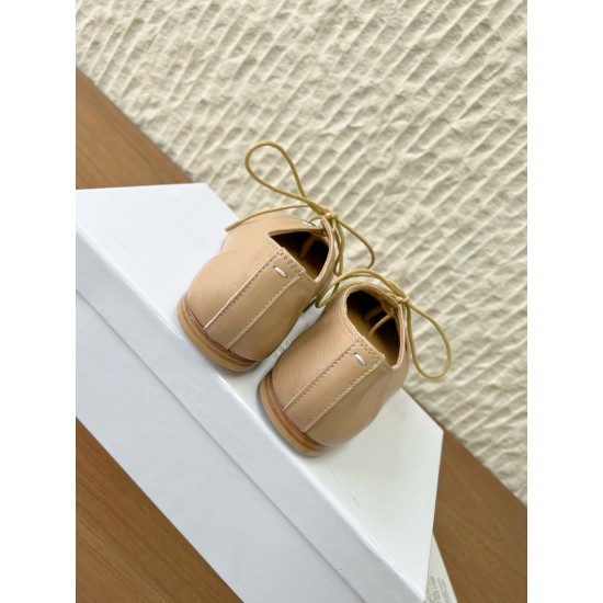 Maison Margiela Tabi Shoes