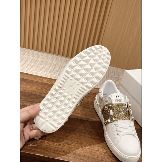 Valentino Sneakers