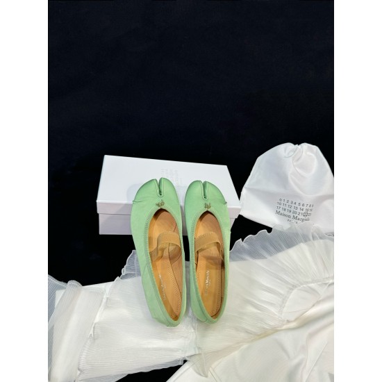 Maison Margiela Tabi Shoes