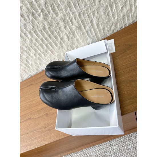 Maison Margiela Tabi Shoes