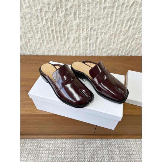 Maison Margiela Tabi Shoes