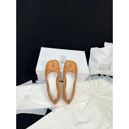 Maison Margiela Tabi Shoes