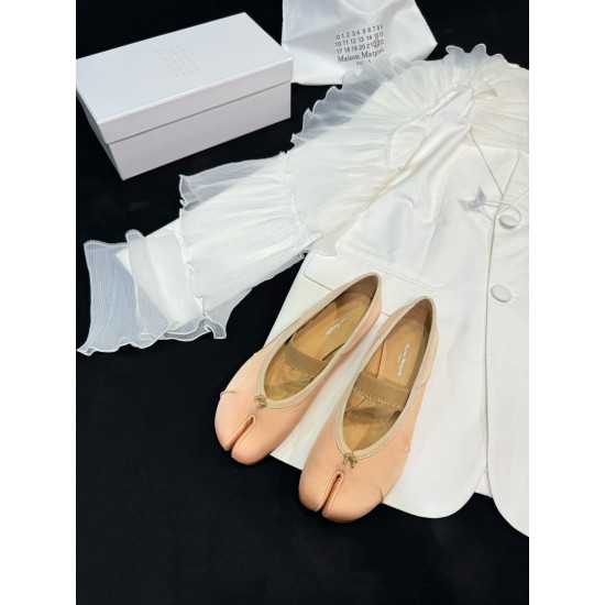 Maison Margiela Tabi Shoes