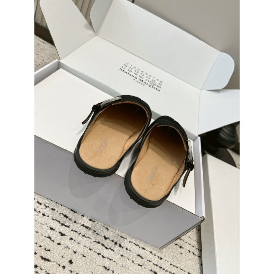 Maison Margiela Tabi Shoes