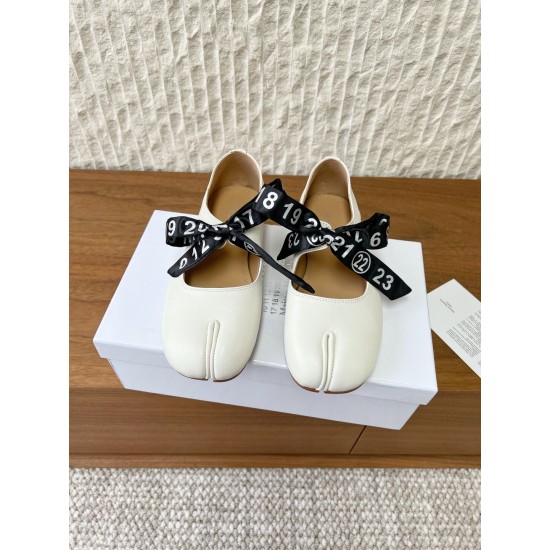 Maison Margiela Tabi Shoes