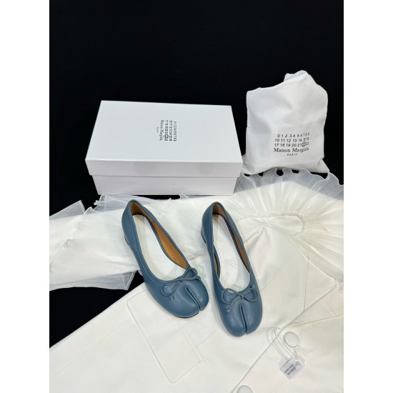 Maison Margiela Tabi Shoes