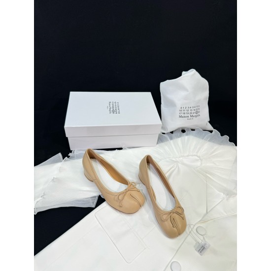Maison Margiela Tabi Shoes