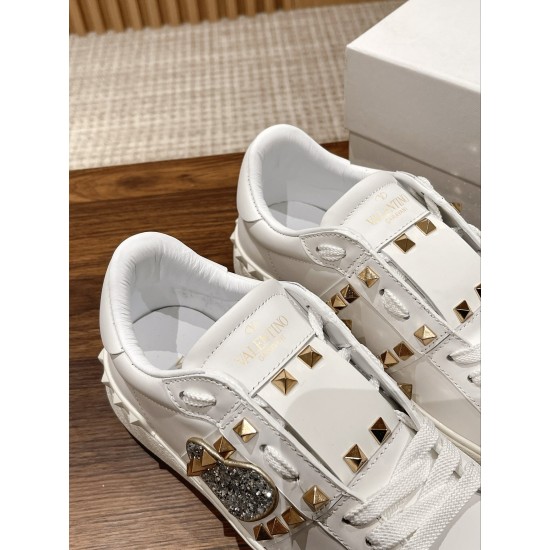 Valentino Sneakers