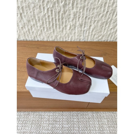 Maison Margiela Tabi Shoes