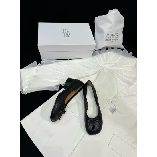 Maison Margiela Tabi Shoes