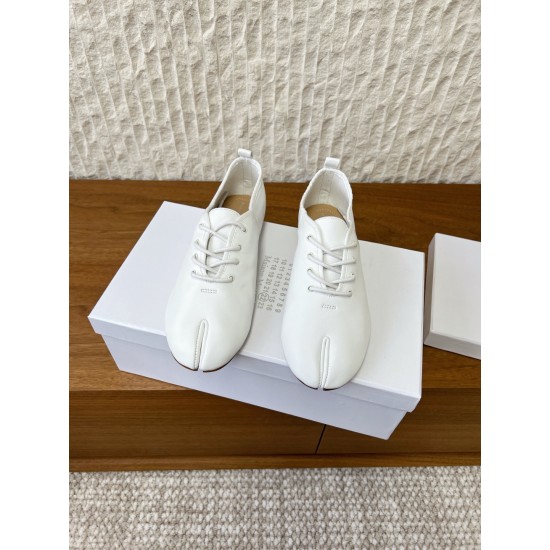 Maison Margiela Tabi Shoes