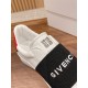 GIVENCHY Sneakers