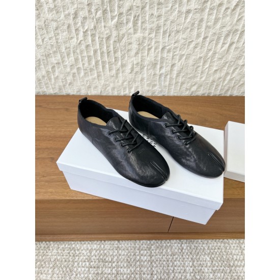 Maison Margiela Tabi Shoes