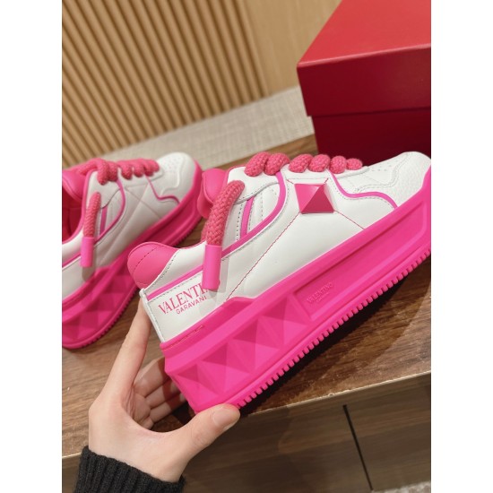 Valentino Sneakers