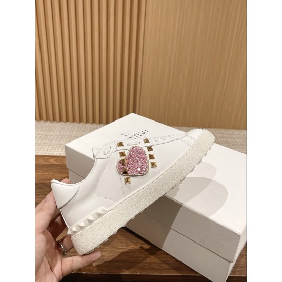 Valentino Sneakers
