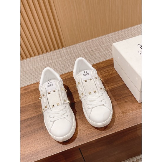 Valentino Sneakers