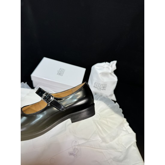 Maison Margiela Tabi Shoes