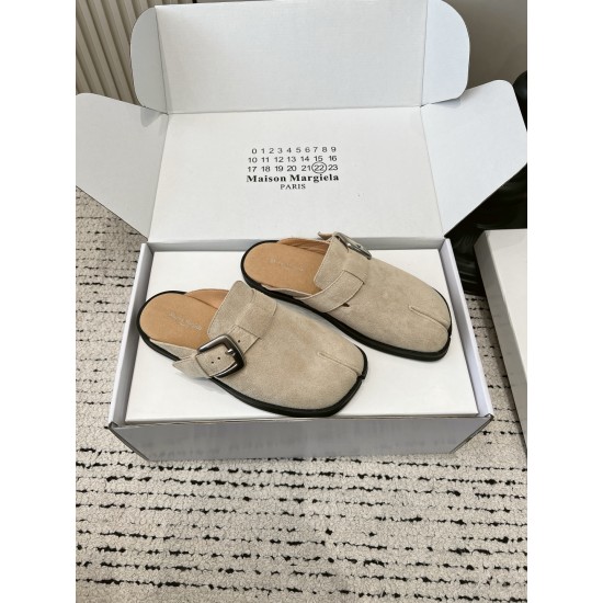 Maison Margiela Tabi Shoes