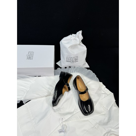 Maison Margiela Tabi Shoes