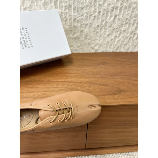 Maison Margiela Tabi Shoes