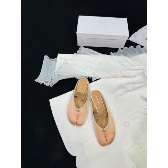 Maison Margiela Tabi Shoes