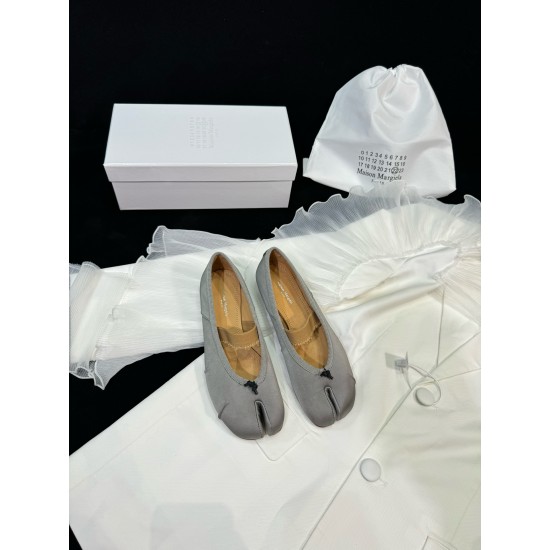 Maison Margiela Tabi Shoes