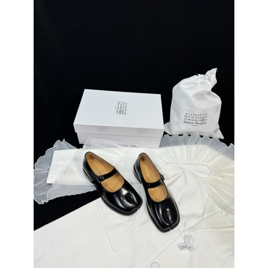 Maison Margiela Tabi Shoes