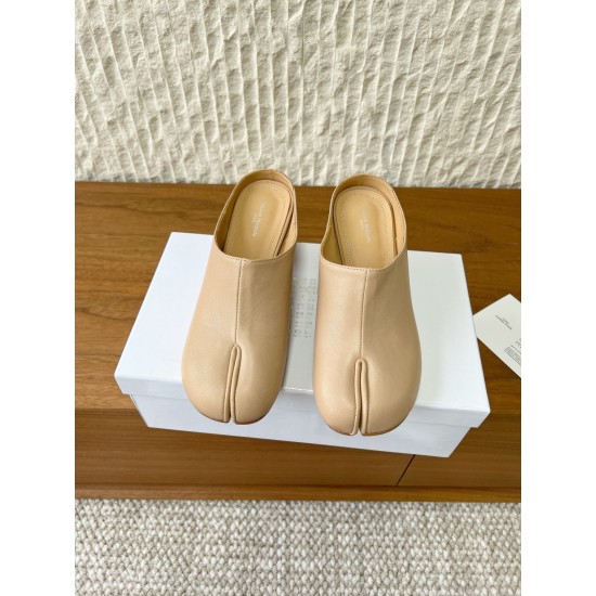 Maison Margiela Tabi Shoes