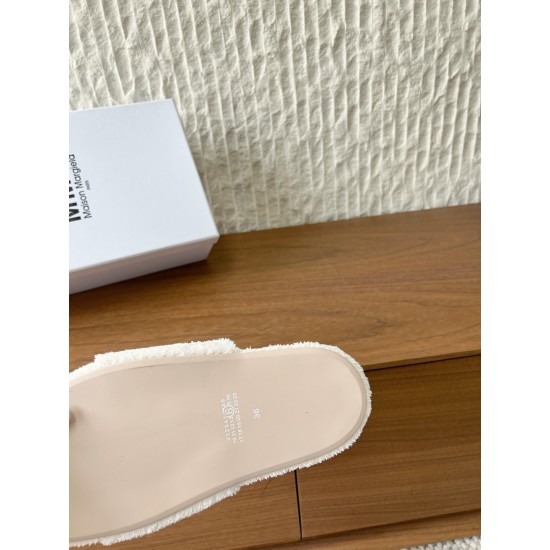 Maison Margiela Tabi Shoes