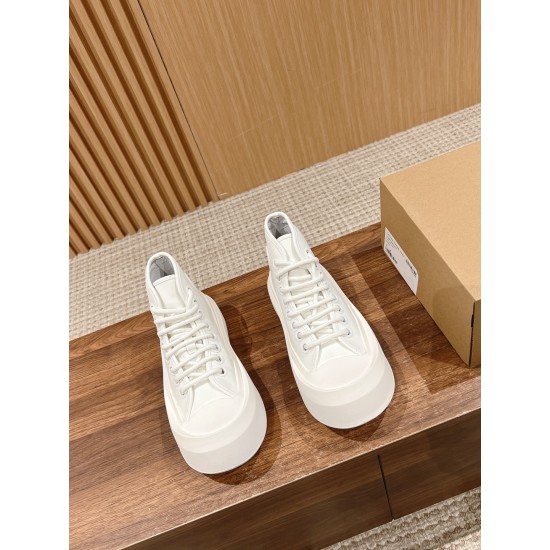 Bottega Veneta Sneakers