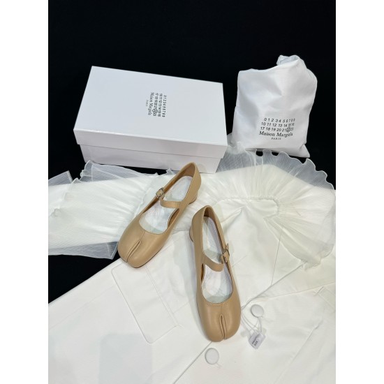 Maison Margiela Tabi Shoes