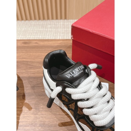 Valentino Sneakers